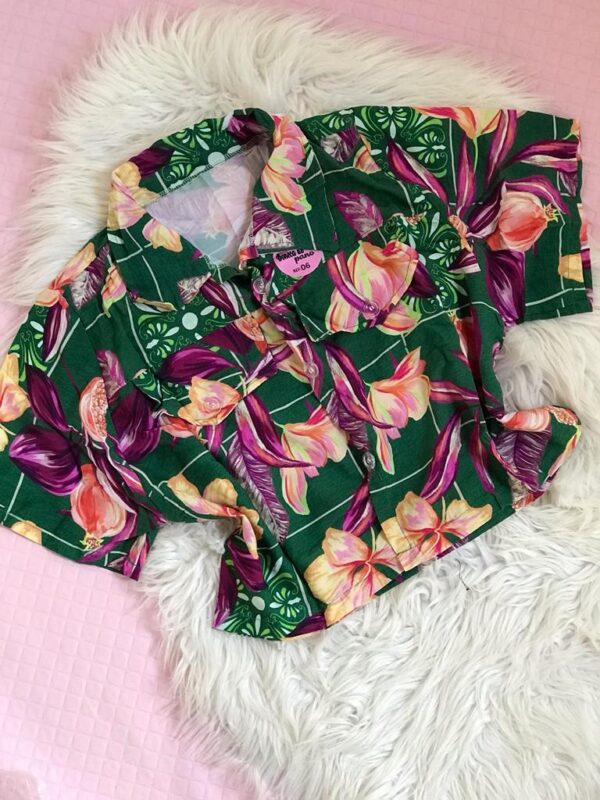 REF: 06 - BLUSA VISCOSE 147 VERDE BOTÕES (TAM. ÚNICO)