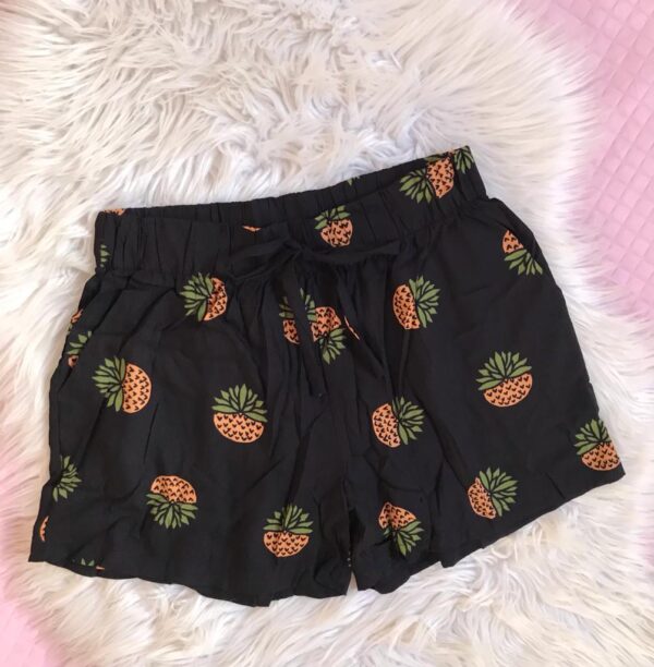SHORT LASTEX PRETO C/ ABACAXI 064